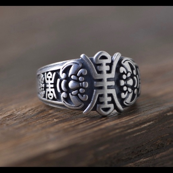Silver bat adjustable ring